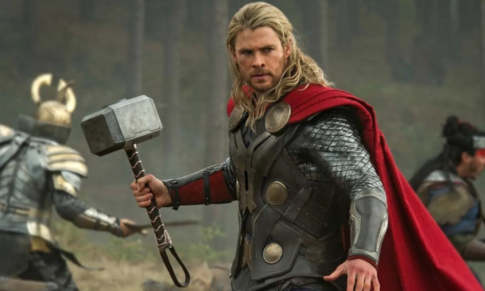 what-is-the-name-of-thor’s-hammer?-mjolnir’s-meaning-and-origin,-explained